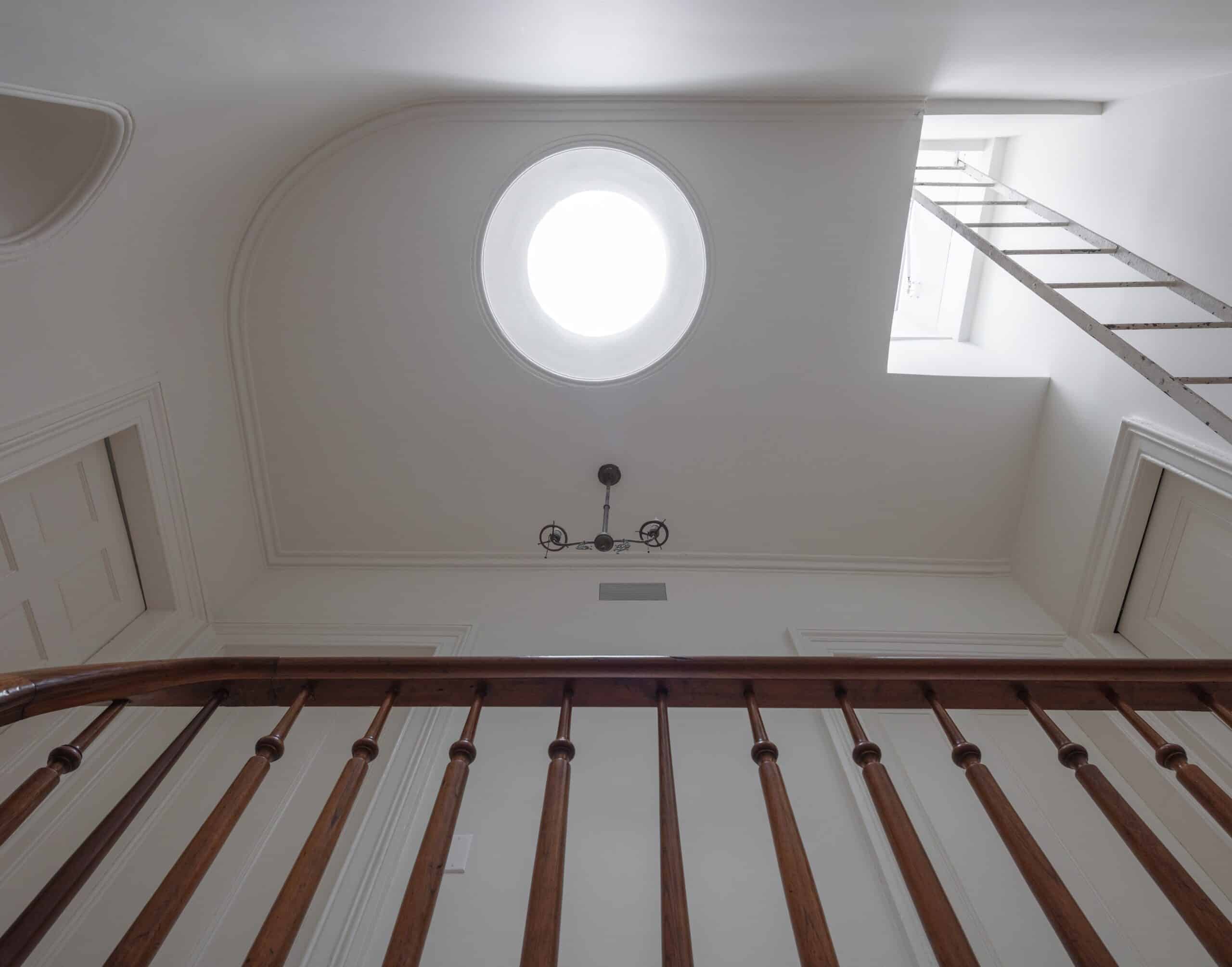 VIEW LOOKING UP TO ROUND SKYLIGHT