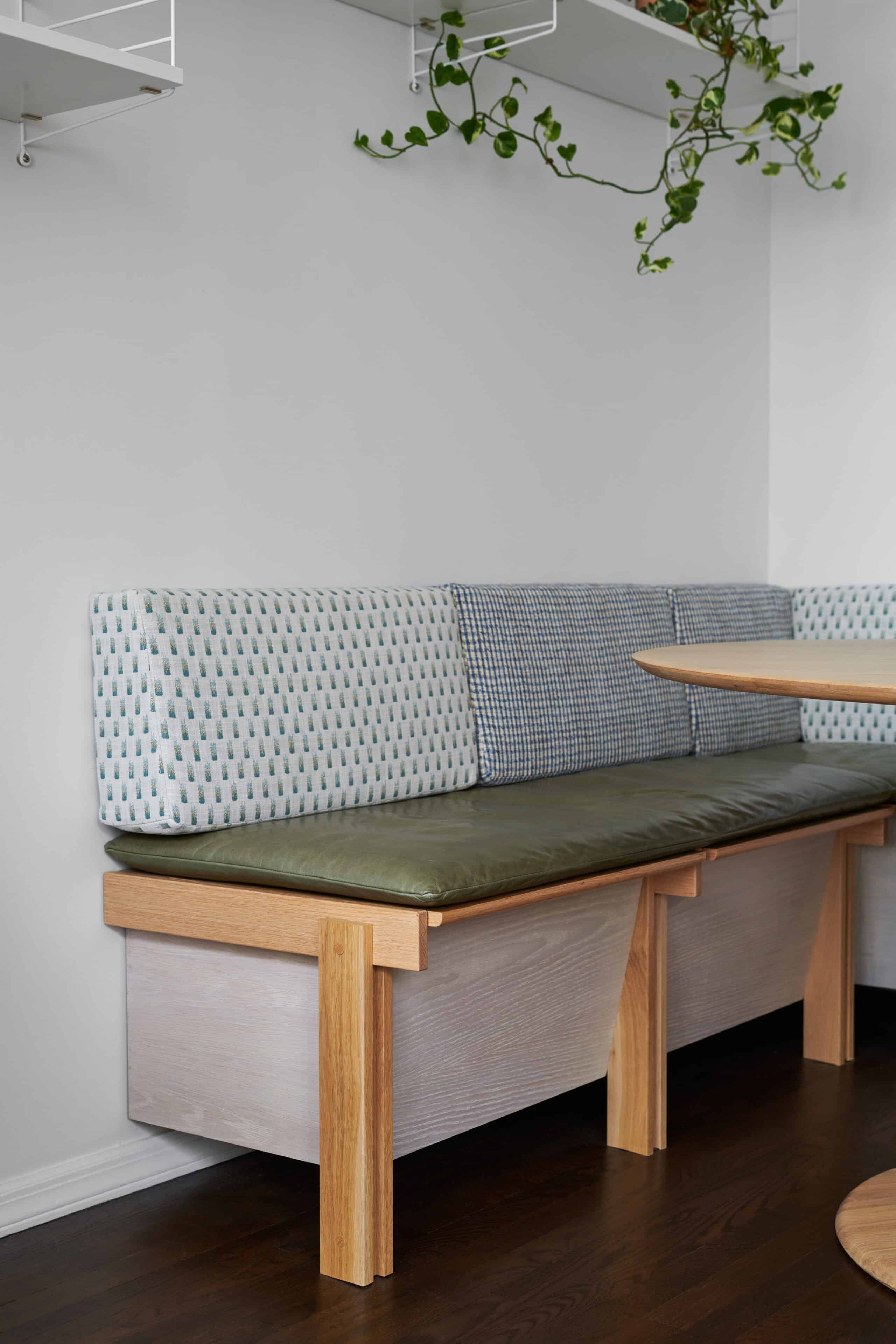 DINING AREA CLOSE UP